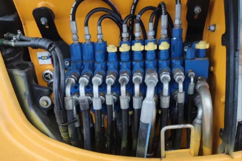 OmecoHub - Immagine JCB 8045ZTS